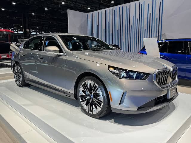 BMW i5